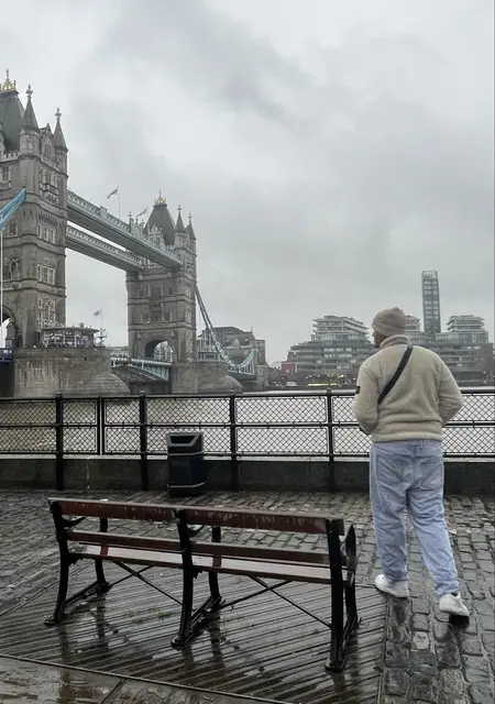 Soy Soulayman, 21 años de Mijas, busco conocer gente para lío de una noche