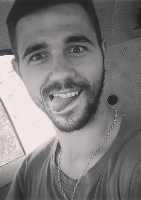 Максим з Луганська, шукаю на сайті знайомства на одну ніч