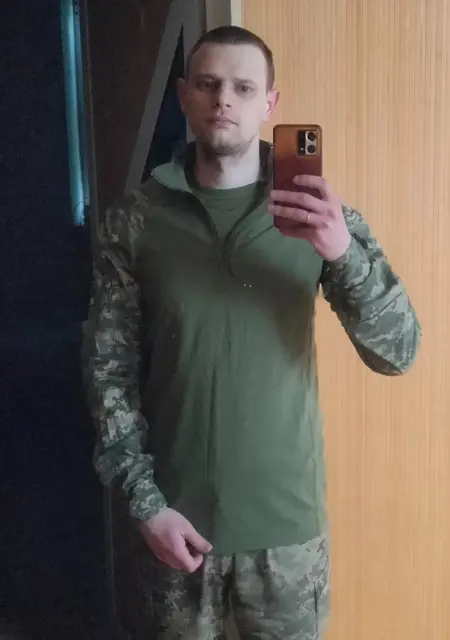 Victor из Кременчуга, мне 29, познакомлюсь на одну ночь