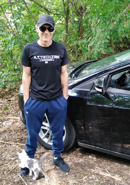 Я Slava, 53 років, знайомлюсь без зобов'язань у Києві