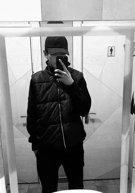 Малик из Стамбула, мне 18, познакомлюсь на одну ночь