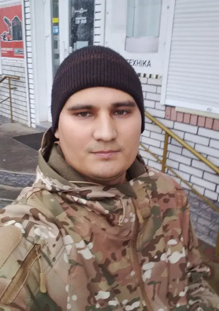 Я Ден, 29, из Энергодара, ищу знакомства без обязательств