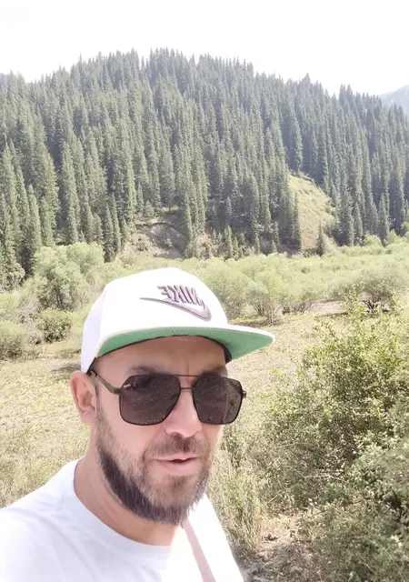 Я Alex, 39 років, знайомлюсь без зобов'язань у Мелітополі