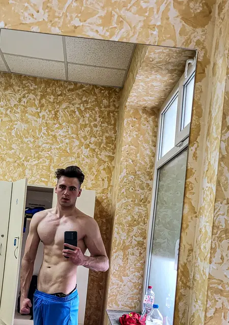 Я Андрей, 25, знакомлюсь без обязательств в Киеве