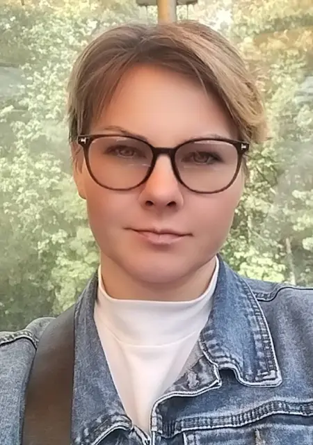 Карина из Минска, мне 33, познакомлюсь для общения