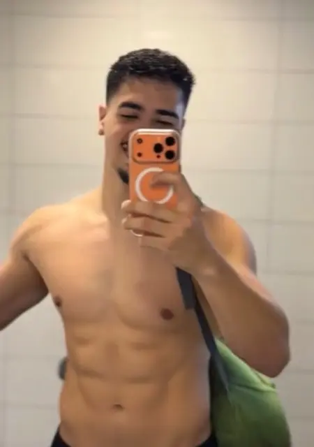 Hixo de Madrid, tengo 28 años, listo para conocer para lío de una noche