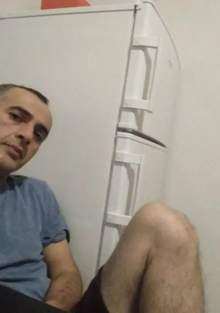 Guga из Берлина, мне 38, познакомлюсь