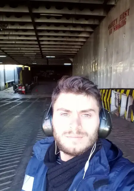 Keiron из Батуми, мне 32, познакомлюсь на одну ночь