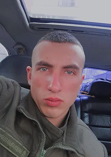 Богдан из Запорожья, мне 23, познакомлюсь для дружбы