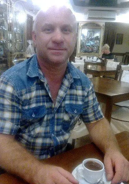 Я Валентин, 58 років з Луганська, шукаю знайомство для дружби