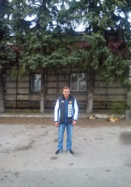 Я Александр, 55 років, знайомлюсь без зобов'язань у Києві