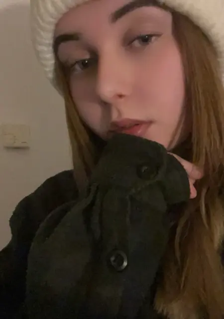 Elina из Фленсбург, ищу на сайте постоянные отношения