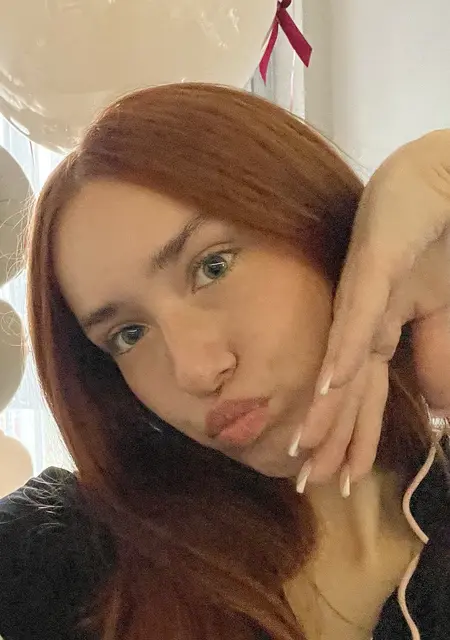 Я Daniela, 18, из Баку, ищу знакомство для постоянных отношений