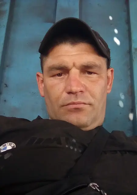 Я Vladimir, 40, из Измаила, ищу знакомства без обязательств