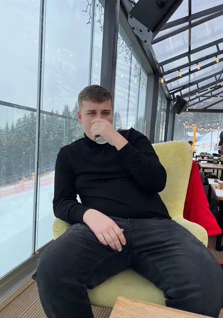 Михайло из Хуста, ищу на сайте знакомства на одну ночь