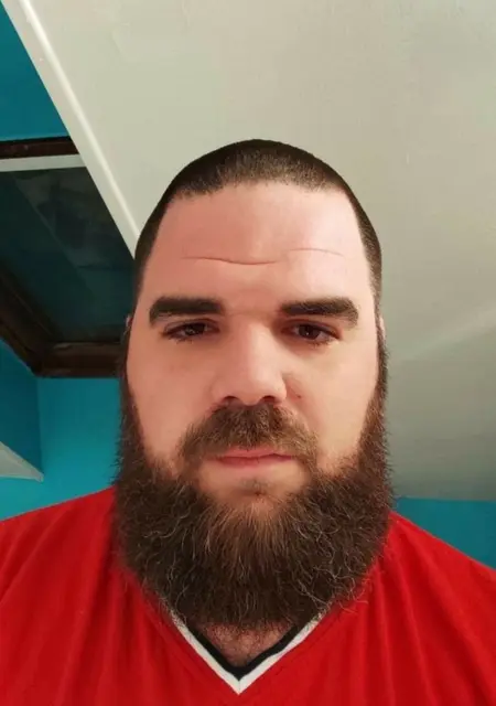 Seb из Парижа, мне 37, познакомлюсь