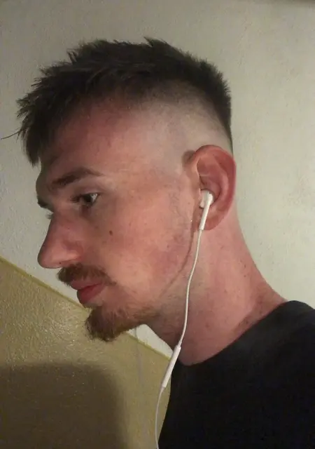 David из Яблонец, ищу на сайте знакомства на одну ночь