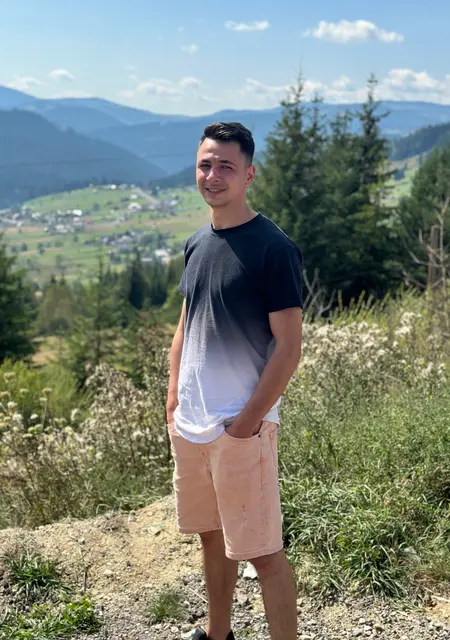 Я Catalin, 29, знакомлюсь для общения в Сучаве