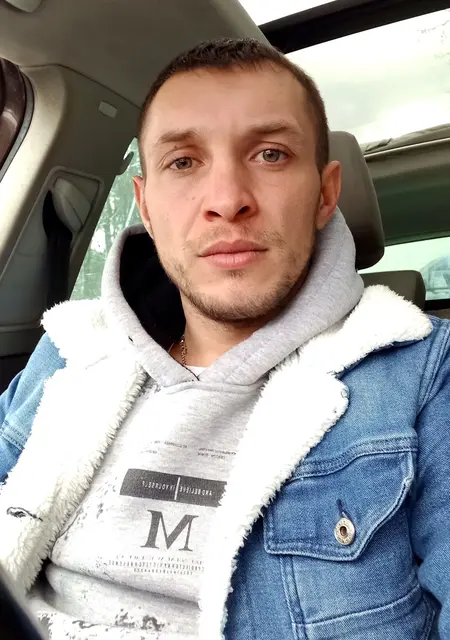 Я Жека, 34, из Коло, ищу знакомства без обязательств