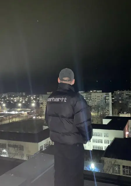 Я Сергей, 18, знакомлюсь без обязательств в Мариуполе