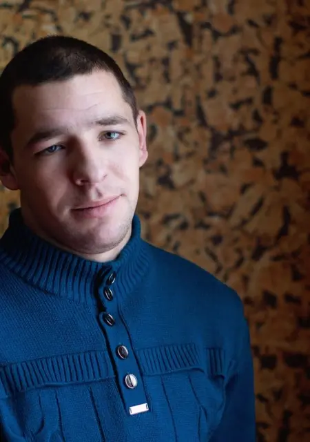 Саша из Пинска, мне 35, познакомлюсь для общения