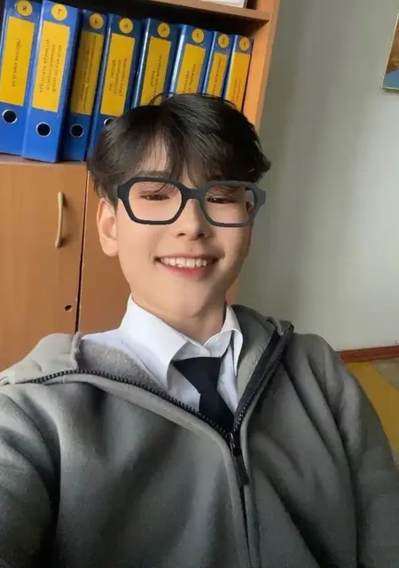 Я Мадик, 19, знакомлюсь для вирта в Караганде