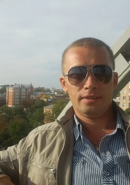Alex из Киева, ищу на сайте знакомства на одну ночь