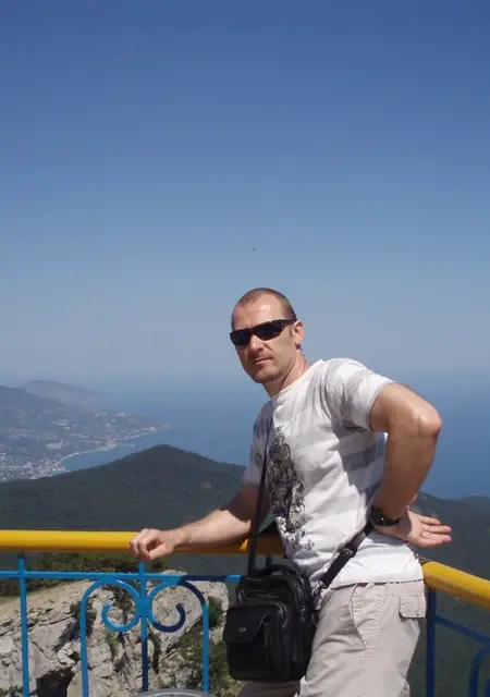 Александр из Николаева, мне 50, познакомлюсь на одну ночь