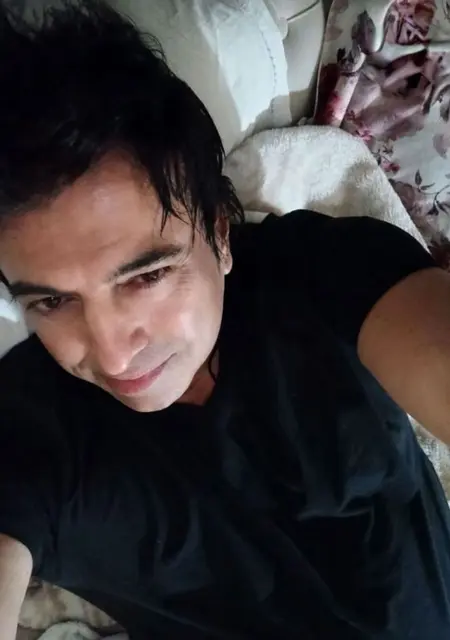 Я Sunay, 41, из Стамбула, ищу знакомство