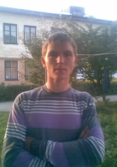 Андрей из Нововолынска, мне 33, познакомлюсь на одну ночь