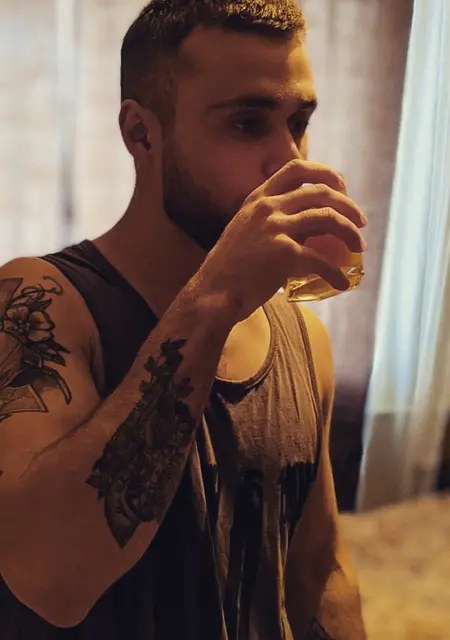 Влад из Харькова, ищу на сайте вирта