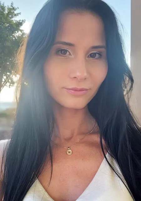 Я Татьяна, 39, из Минска, ищу знакомство для постоянных отношений