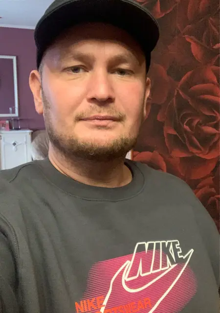 Я Александр, 40 років, знайомлюсь без зобов'язань у Харкові