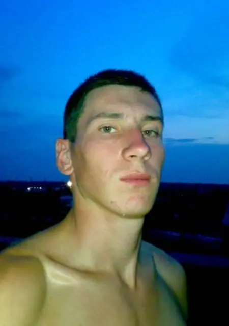 Иван из Старобельска, мне 36, познакомлюсь на одну ночь