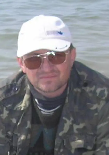 Я Valentin, 54 років з Полтавы, шукаю знайомство для вірт