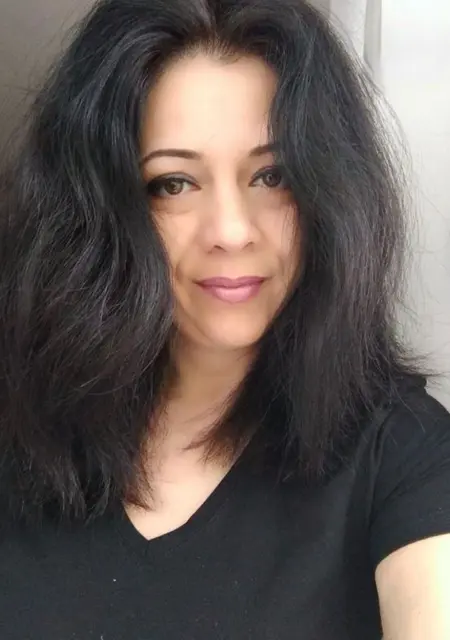 Я Andreea, 42, из Бухареста, ищу знакомство