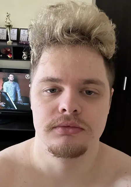 Степан из Стокгольма, мне 23, познакомлюсь для вирта