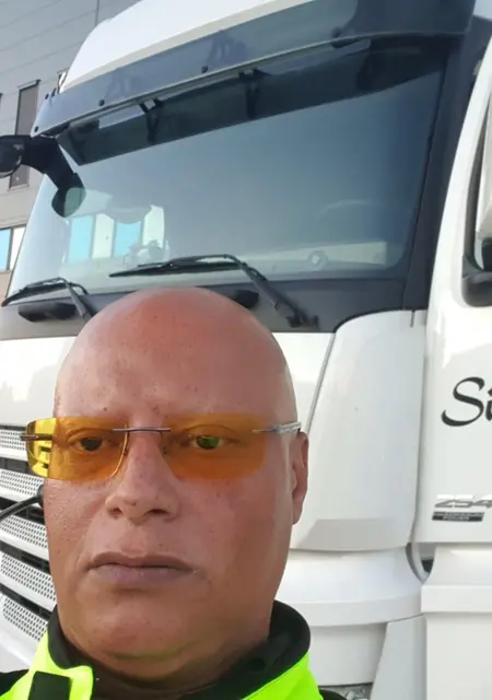 Eugenio из Амстердама, мне 56, познакомлюсь на одну ночь