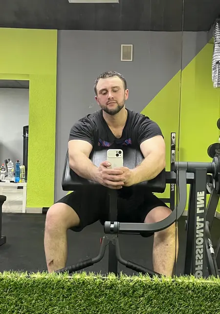 Я Міша, 29 років, знайомлюсь для спілкування у Коломия