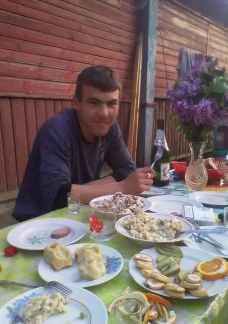 Я Micha, 33, из Солигорска, ищу знакомства без обязательств