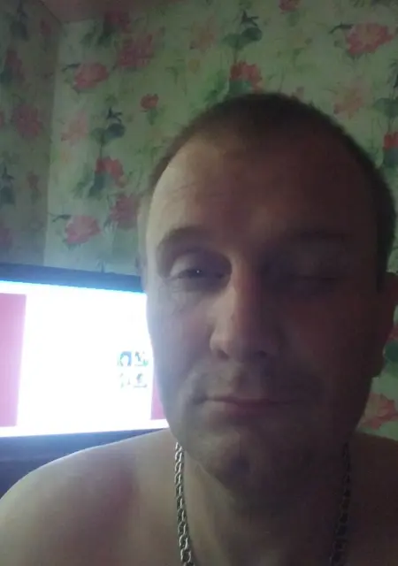 Я Александр, 48, из Шостки, ищу знакомства без обязательств