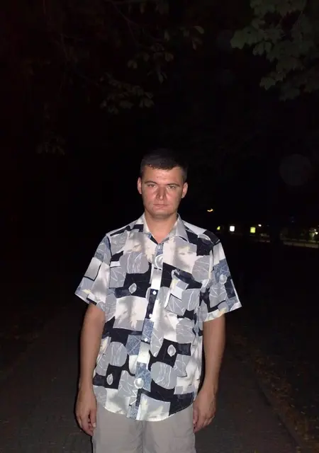 Дмитрий з Луганська, шукаю на сайті знайомства на одну ніч