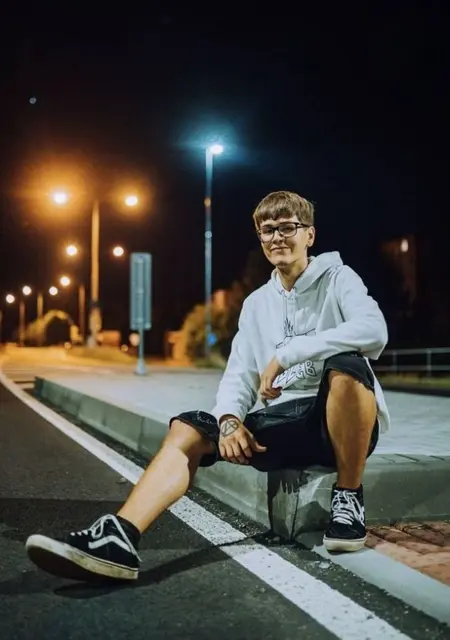 Я Vstileta, 19, знакомлюсь в Праге