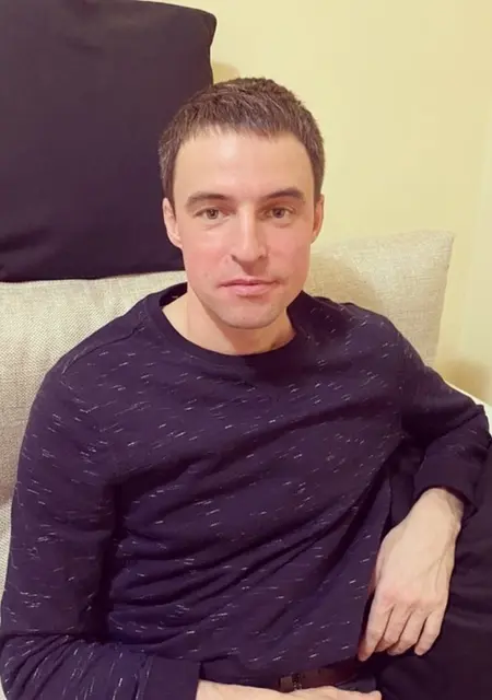 Я Янн, 35 років з Кривого Рогу, шукаю знайомства без зобов'язань