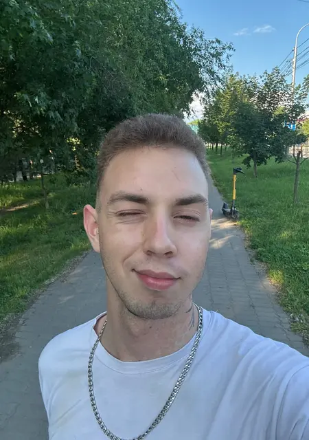Я Данил, 19, знакомлюсь для приятного времяпровождения в Салониках