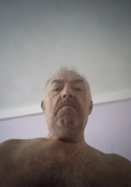 Олег из Донецка, ищу на сайте знакомства без обязательств