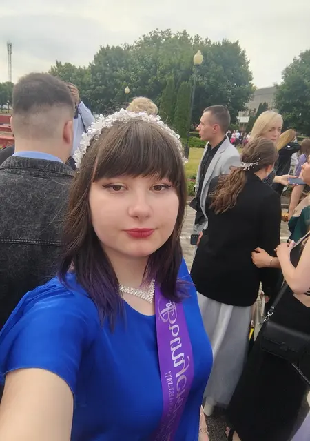 Я Люба, 20, из Речицы, ищу знакомство для приятного времяпровождения