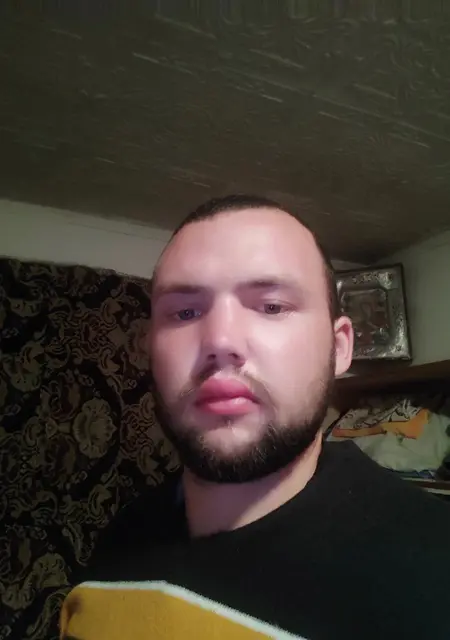 Я Андрей, 28, знакомлюсь для постоянных отношений в Новограде-Волынском
