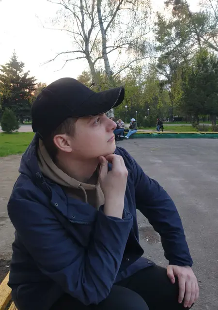 Я Антон, 27 років з Краматорська, шукаю знайомства на одну ніч