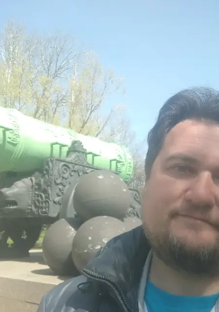 Я Андрей, 50, из Донецка, ищу знакомства на одну ночь